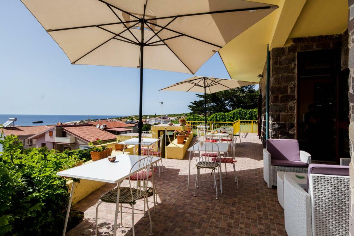 Mare Lughente Acomodação com café da manhã S'archittu Cuglieri Exterior foto